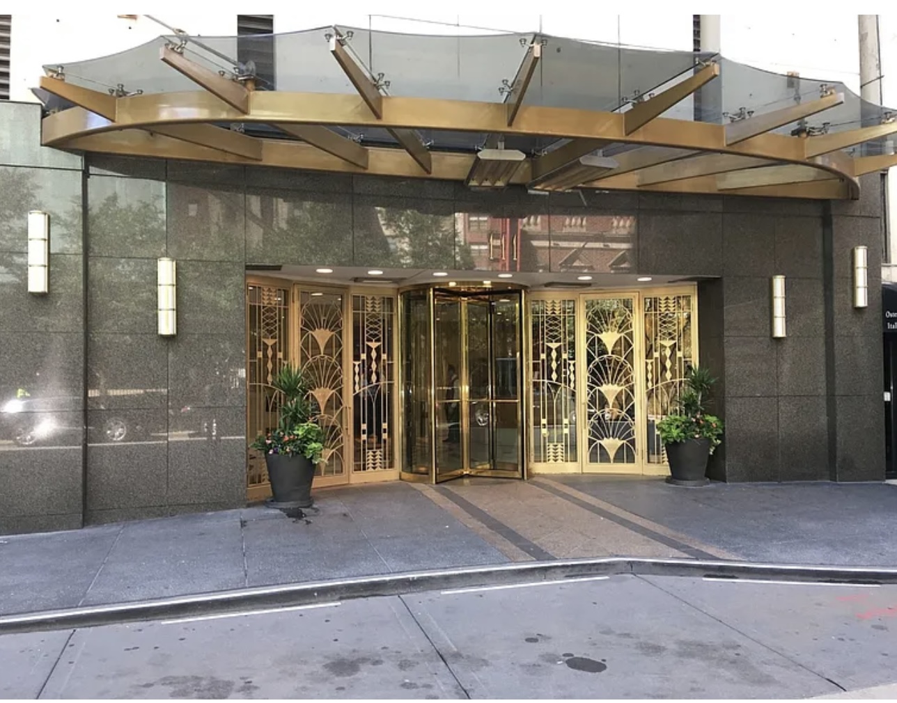 111 East Chestnut 4A - 18 & 19